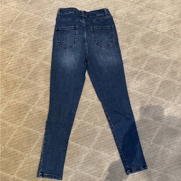 FRAME Le Skinny de Jeanne - Picture 9 of 10